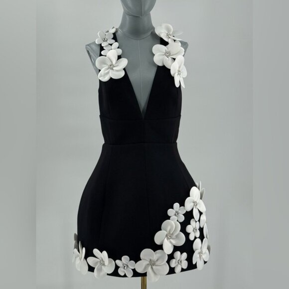 🆕 BRONX & BANCO 🧿 NWOT Estelle Floral Mini Dress, Black/White - Sz M US 6 - Picture 3 of 16